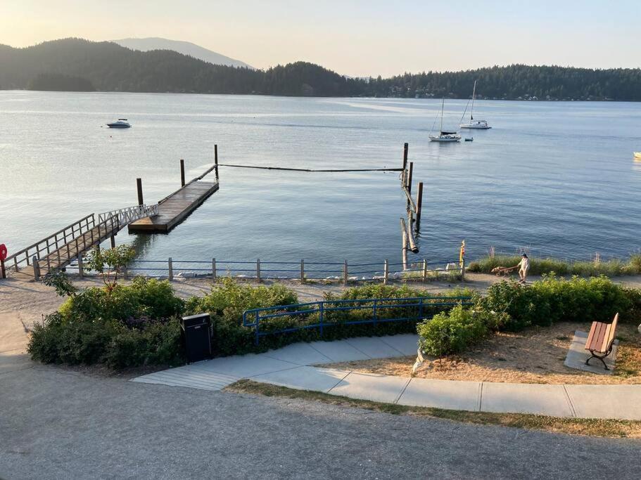فيلا Iconic 3-Story Waterfront 'Marina House' W/ View جيبسون المظهر الخارجي الصورة