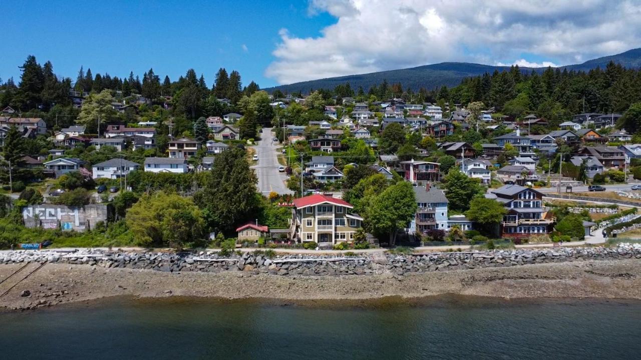 فيلا Iconic 3-Story Waterfront 'Marina House' W/ View جيبسون المظهر الخارجي الصورة